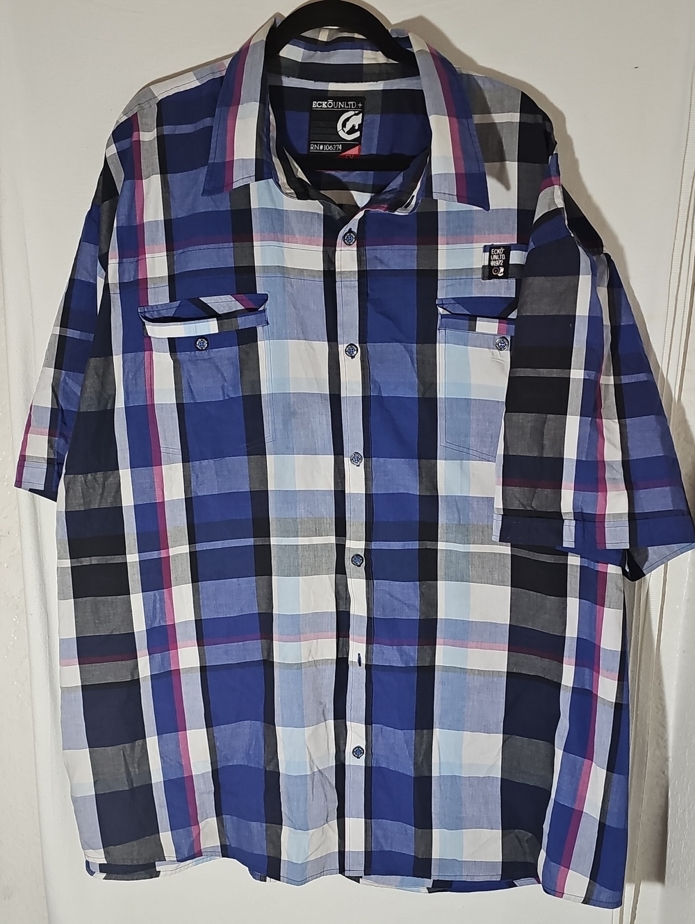 Ecko Unlimited Menโs Blue Plaid Short Sleeve Button-Down Shirt